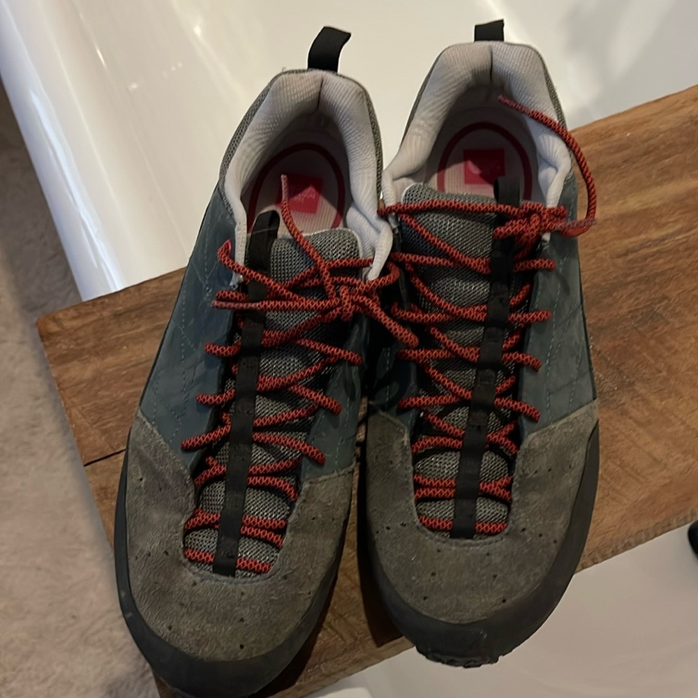 The North Face men’s sneakers